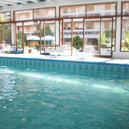 Hotel Plaza 3*